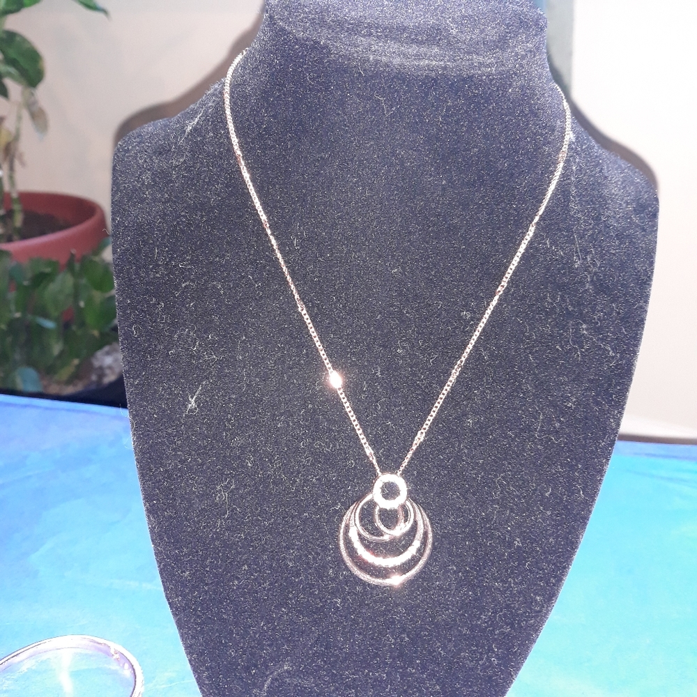 Necklace, earring, bracelet